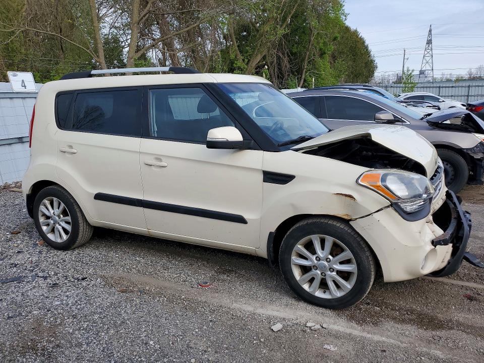 Photo 4 from auction – 2013 KIA SOUL with VIN KNDJT2A62D7540828