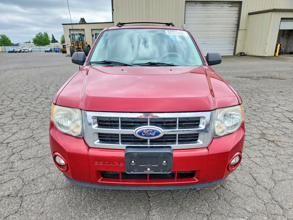 Photo 5 from auction – 2011 FORD ESCAPE with VIN 1FMCU0D72BKC52358