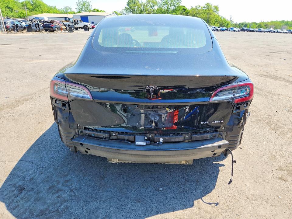 Photo 6 from auction – 2018 TESLA MODEL 3 with VIN 5YJ3E1EBXJF103413