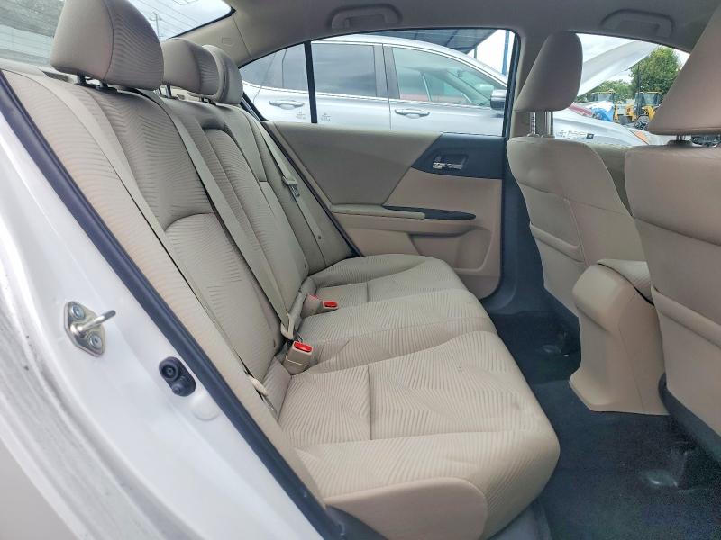 Photo 10 from auction – 2017 HONDA ACCORD with VIN 1HGCR2F32HA221509