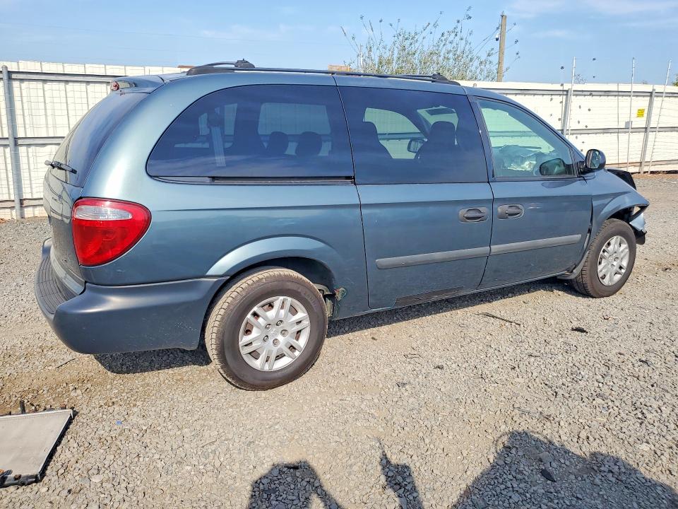 Photo 3 from auction – 2005 DODGE GRAND CARAVAN with VIN 1D4GP24R75B220622