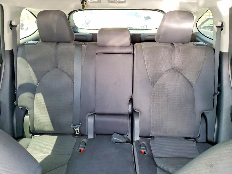 Фото 10 с аукциона – 2022 TOYOTA HIGHLANDER с VIN 5TDZZRAH5NS142452