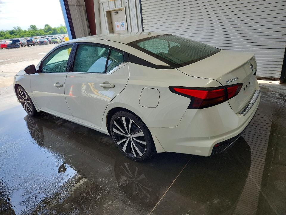 Photo 2 from auction – 2022 NISSAN ALTIMA with VIN 1N4BL4CV6NN347282