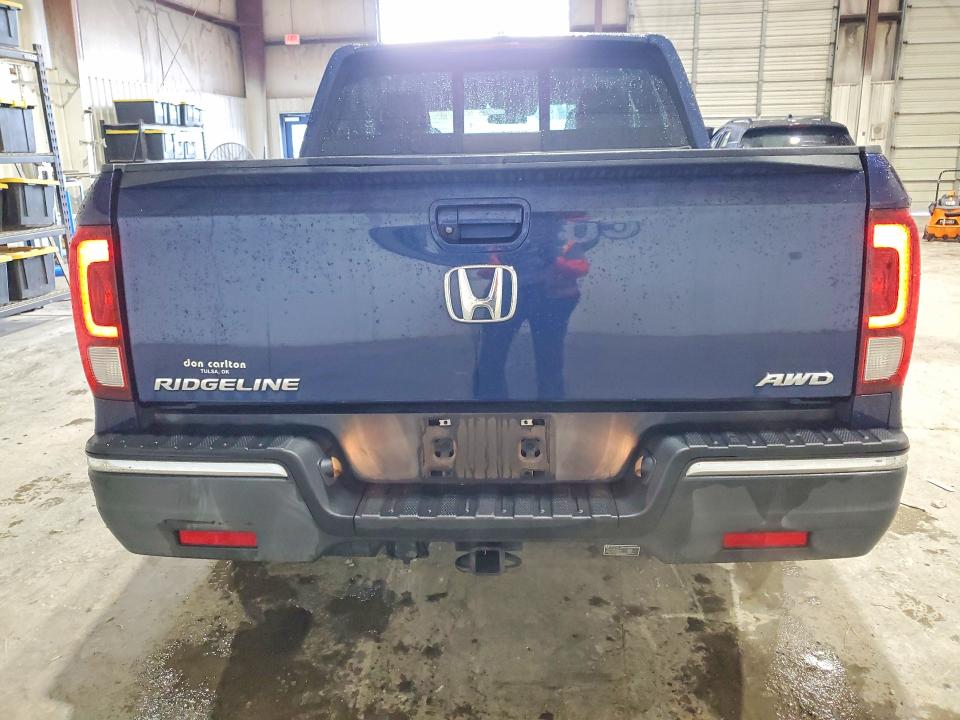 Photo 6 from auction – 2020 HONDA RIDGELINE with VIN 5FPYK3F57LB020616