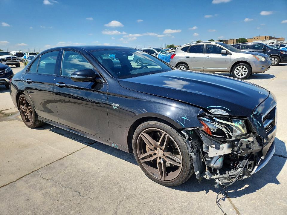 Photo 4 from auction – 2019 MERCEDES-BENZ E with VIN WDDZF6BBXKA619439