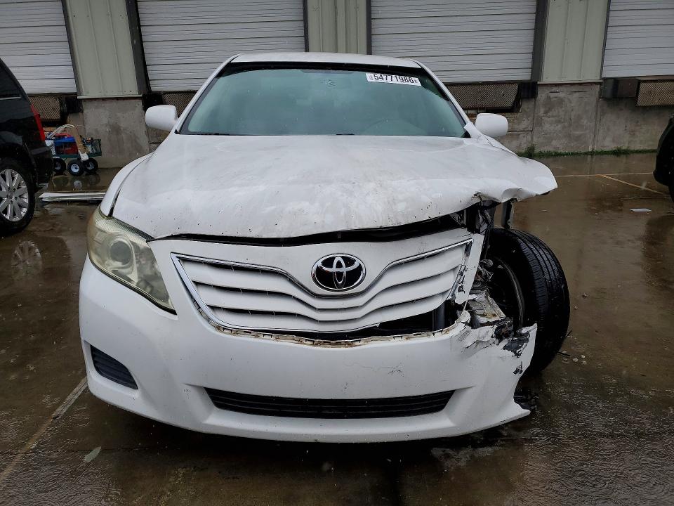 Photo 5 from auction – 2011 TOYOTA CAMRY with VIN 4T4BF3EK7BR107613