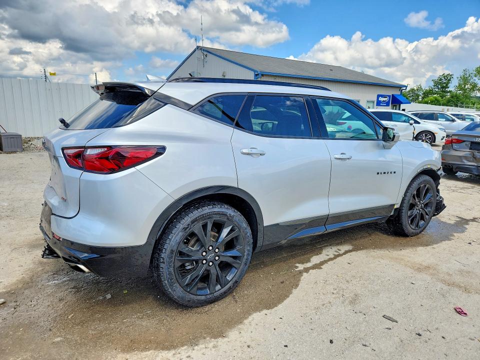 Снимка 3 от търг – 2021 CHEVROLET BLAZER с VIN 3GNKBKRS7MS561269