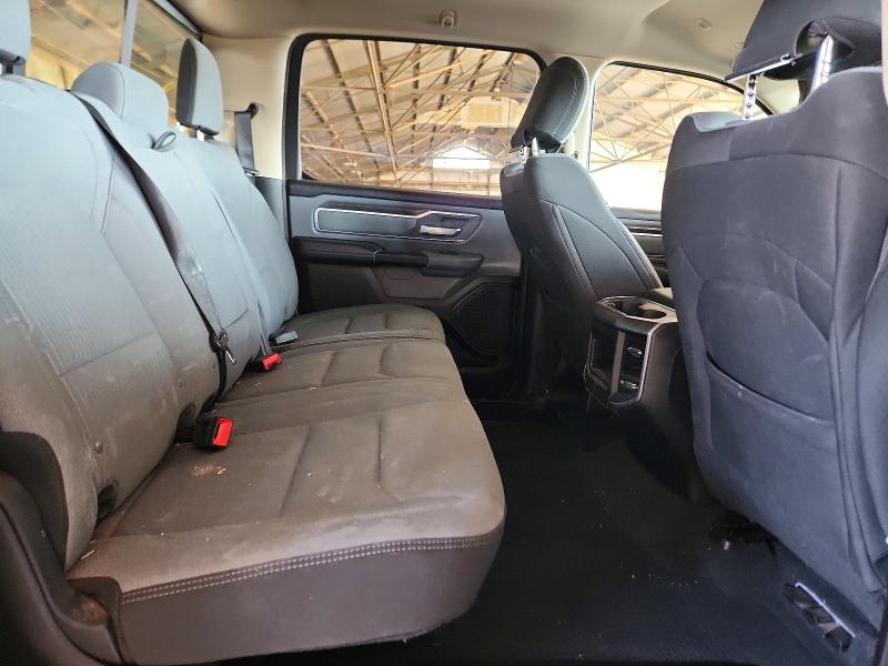 Photo 10 from auction – 2019 RAM 1500 with VIN 1C6RREFT0KN543695