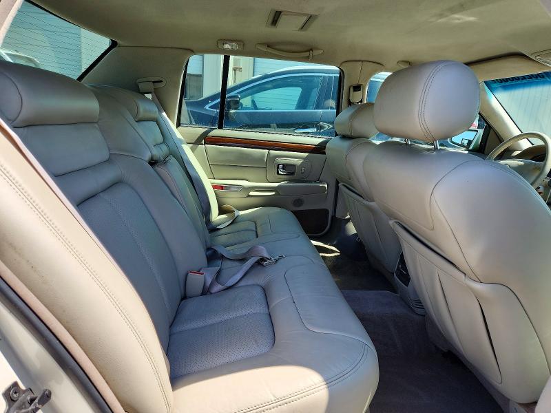 Photo 10 from auction – 1998 CADILLAC DEVILLE with VIN 1G6KF5493WU800518