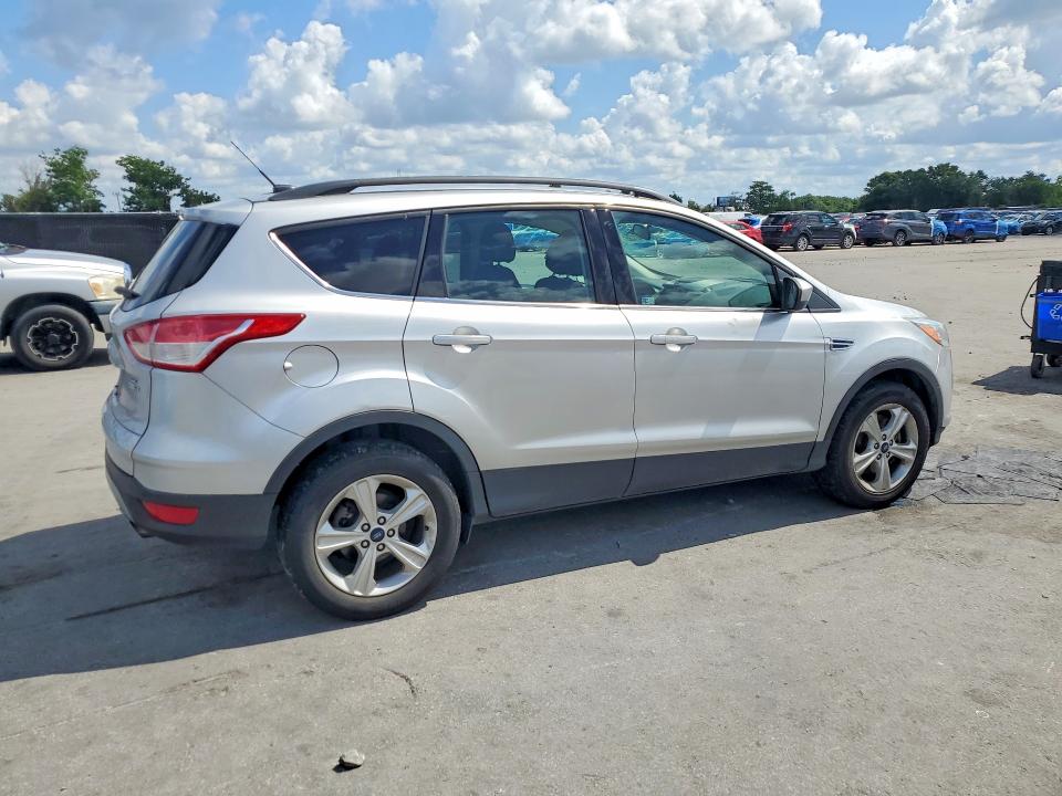Photo 3 from auction – 2015 FORD ESCAPE with VIN 1FMCU9GX3FUC27110