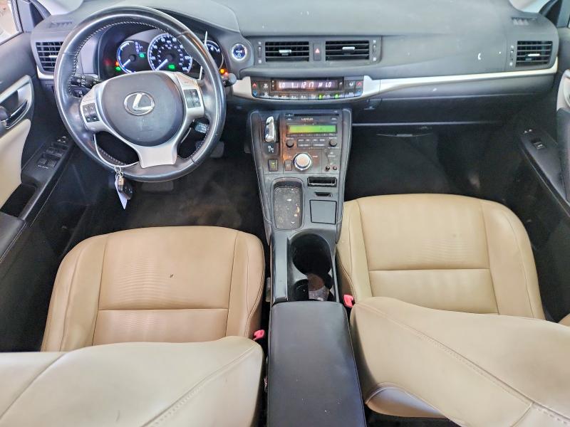 Photo 8 from auction – 2011 LEXUS CT with VIN JTHKD5BH4B2044859