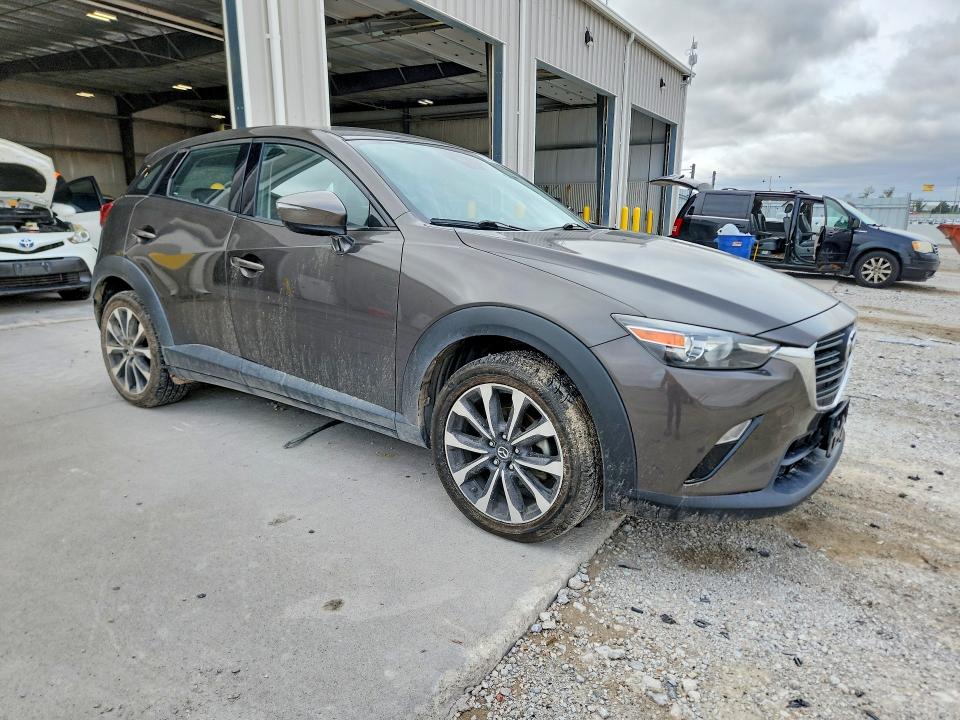 Photo 4 from auction – 2019 MAZDA CX-3 with VIN JM1DKFC75K0405944
