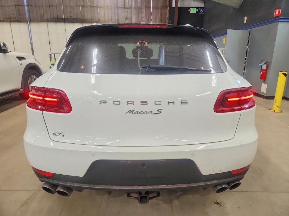 Photo 6 from auction – 2015 PORSCHE MACAN with VIN WP1AB2A57FLB55025