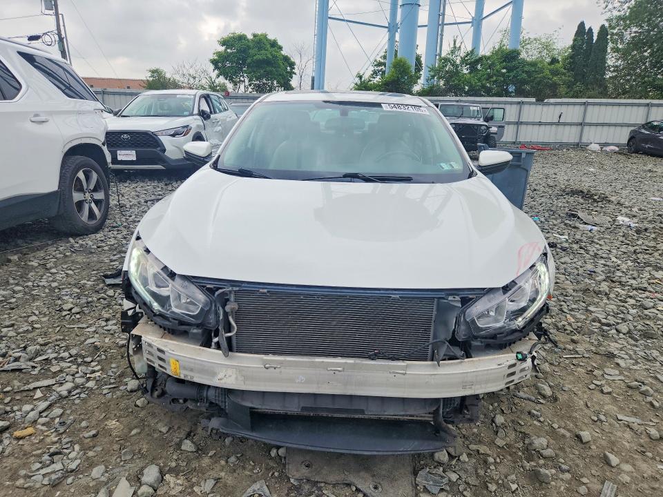 Photo 5 from auction – 2016 HONDA CIVIC with VIN 19XFC1F72GE207048