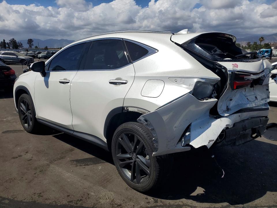 Снимка 2 от търг – 2024 LEXUS NX 450H+ с VIN JTJHKCFZXR2039830