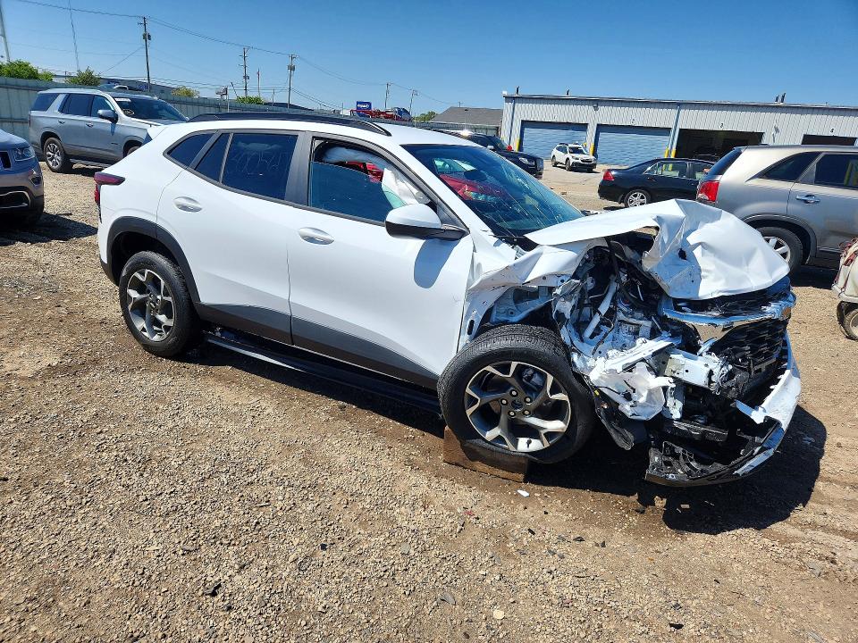Photo 4 from auction – 2026 CHEVROLET TRAX with VIN KL77LHEPXTC107132