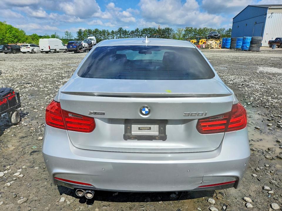 Photo 6 from auction – 2015 BMW 328 with VIN WBA3B3C55FF548546