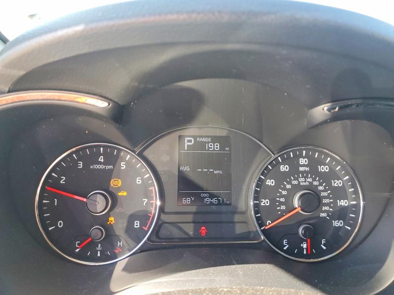 Photo 9 from auction – 2018 KIA FORTE with VIN 3KPFK4A79JE171572