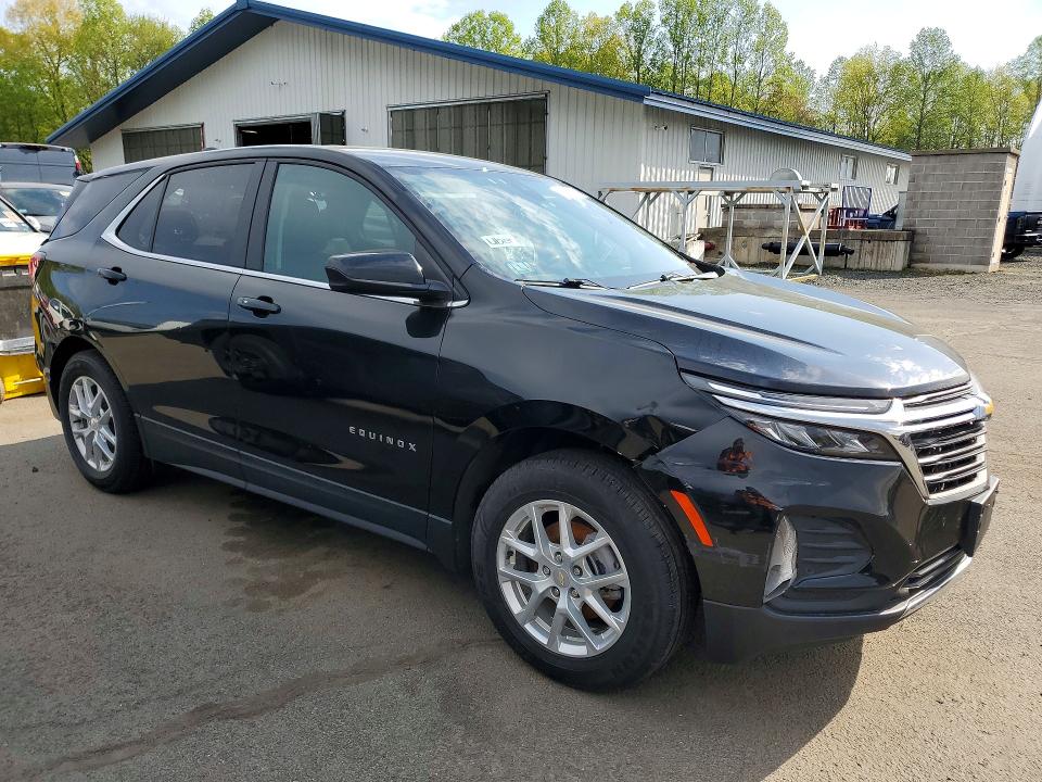 Photo 4 from auction – 2023 CHEVROLET EQUINOX with VIN 3GNAXJEG7PL256393