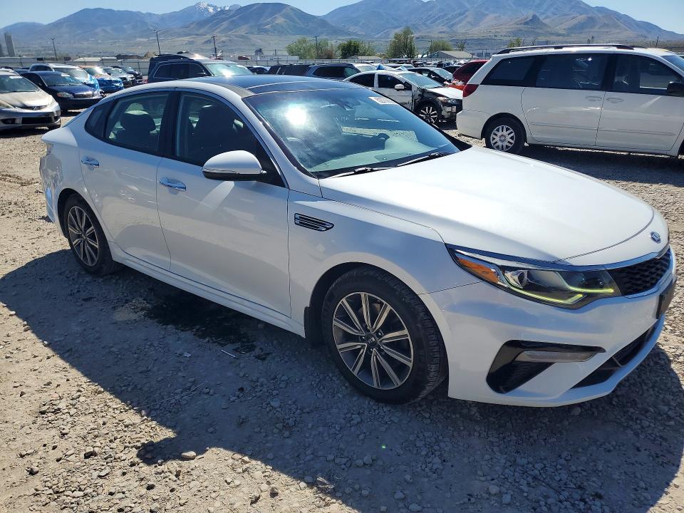Photo 4 from auction – 2019 KIA OPTIMA with VIN 5XXGU4L18KG315127
