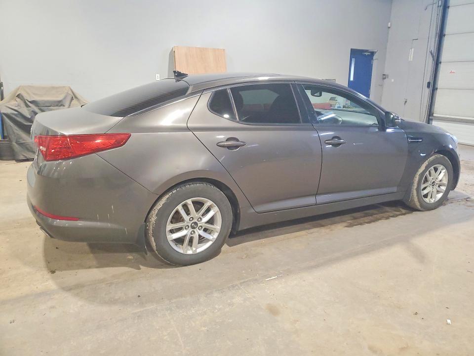 Photo 3 from auction – 2012 KIA OPTIMA with VIN KNAGM4A76C5256685