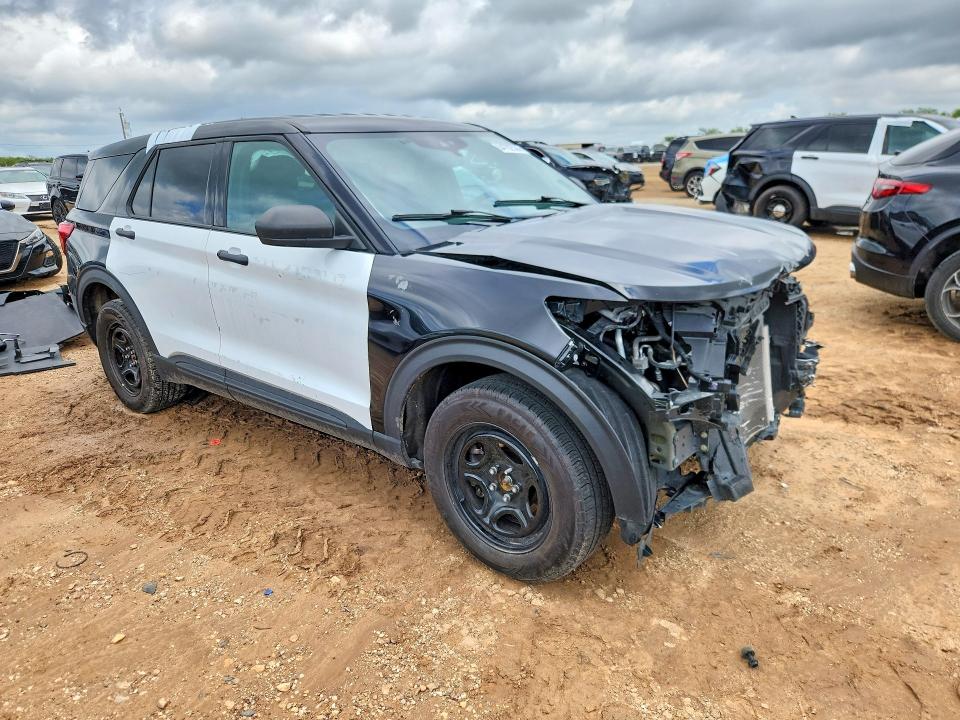 Photo 4 from auction – 2024 FORD EXPLORER with VIN 1FM5K8AB6RGA67474