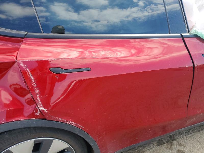 Photo 11 from auction – 2024 TESLA MODEL Y with VIN 7SAYGAEE7RF066622