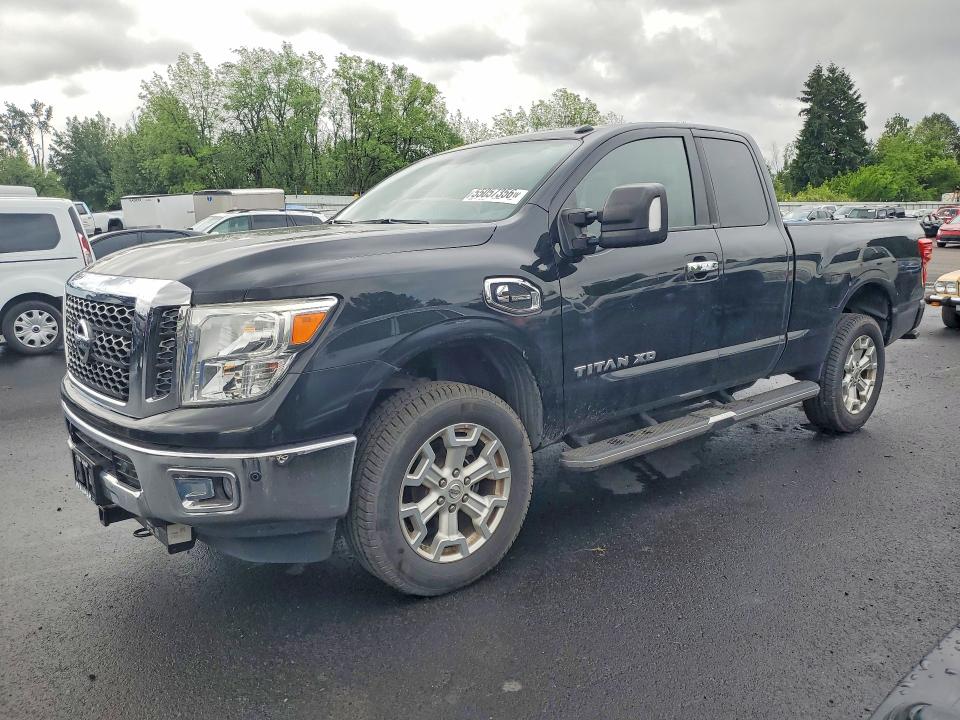 NISSAN TITAN XD 2017 с VIN 1N6BA1C45HN549568 - Снимка от търг