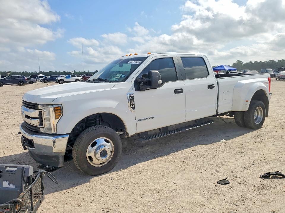 Photo 1 from auction – 2018 FORD F350 with VIN 1FT8W3DT5JEC89582