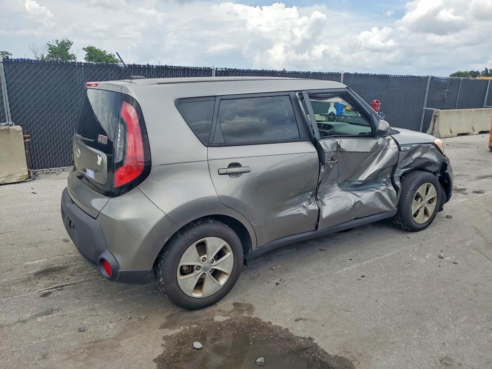 Photo 3 from auction – 2016 KIA SOUL with VIN KNDJN2A20G7399995