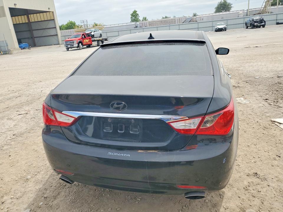 Photo 6 from auction – 2012 HYUNDAI SONATA with VIN 5NPEC4AB7CH385388