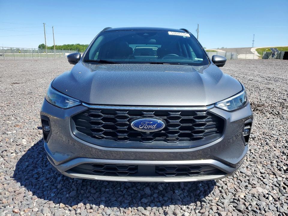 Photo 5 from auction – 2023 FORD ESCAPE with VIN 1FMCU9NA0PUA56509