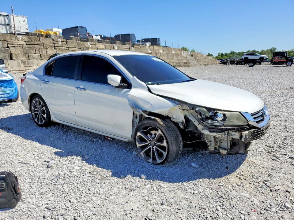 Photo 4 from auction – 2015 HONDA ACCORD with VIN 1HGCR2F59FA102225