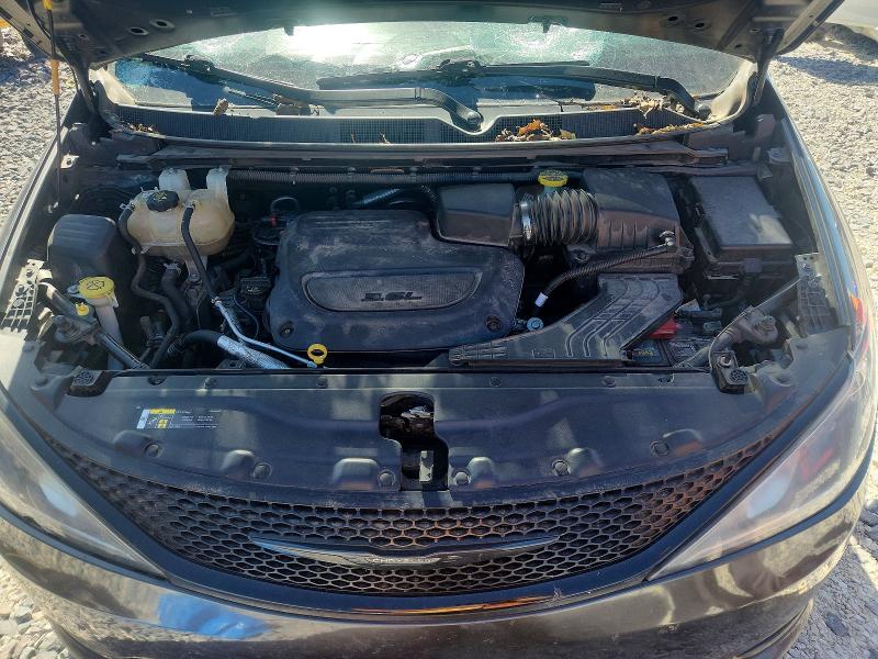 Photo 11 from auction – 2019 CHRYSLER PACIFICA T with VIN 2C4RC1EG1KR714836