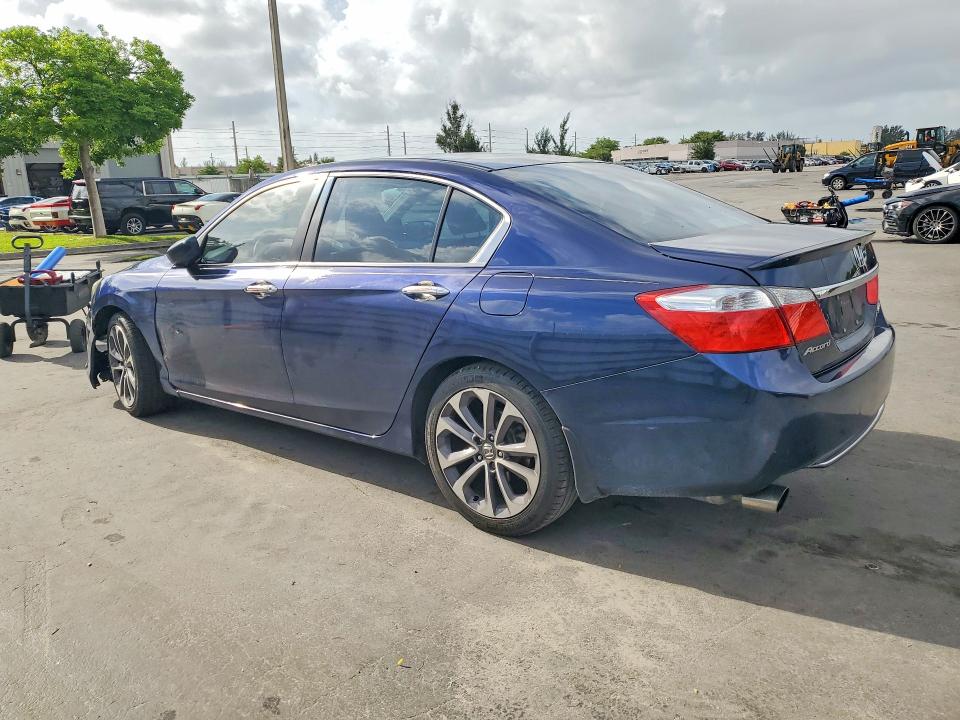 Photo 2 from auction – 2014 HONDA ACCORD with VIN 1HGCR2F58EA152113