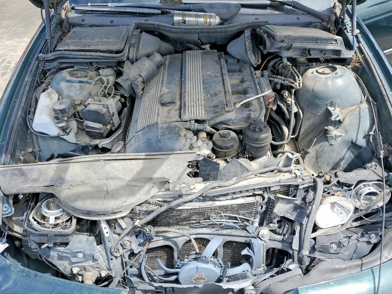 Photo 11 from auction – 2000 BMW 528 with VIN WBADM6345YGU18707