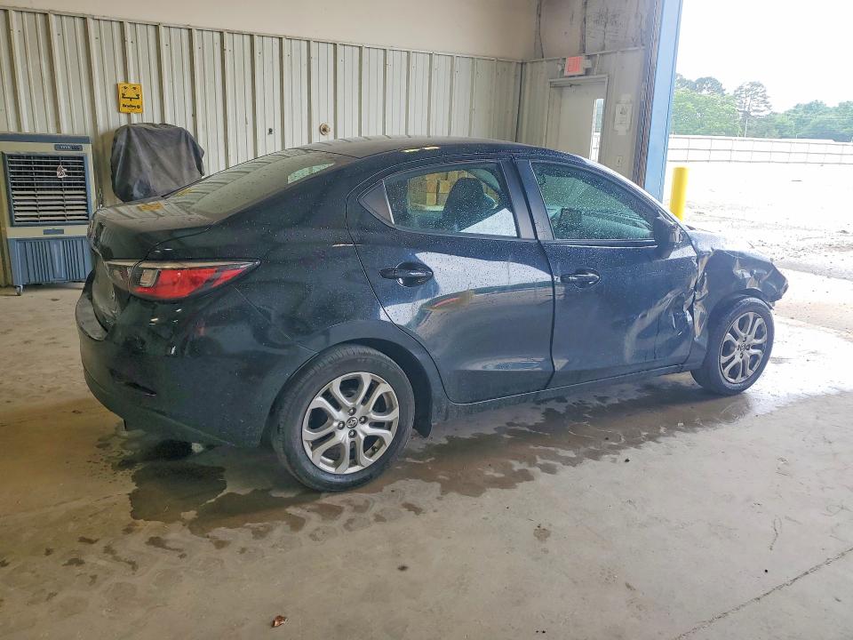 Photo 3 from auction – 2016 SCION IA with VIN 3MYDLBZV0GY120255
