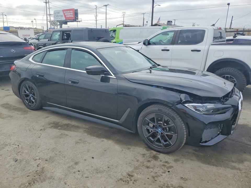 Foto 4 de la subasta – 2024 BMW I4 con VIN WBY43AW04RFS63784