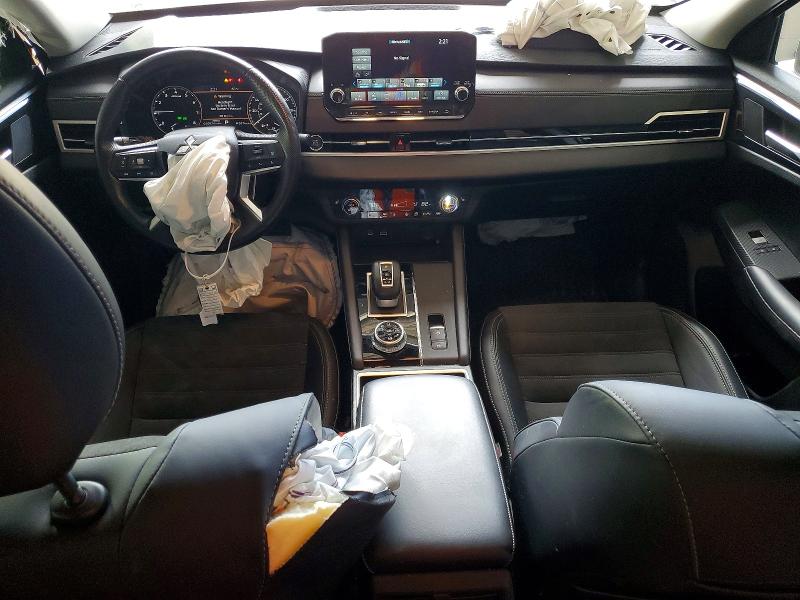 Photo 8 from auction – 2024 MITSUBISHI OUTLANDER with VIN JA4J4VA89RZ048352