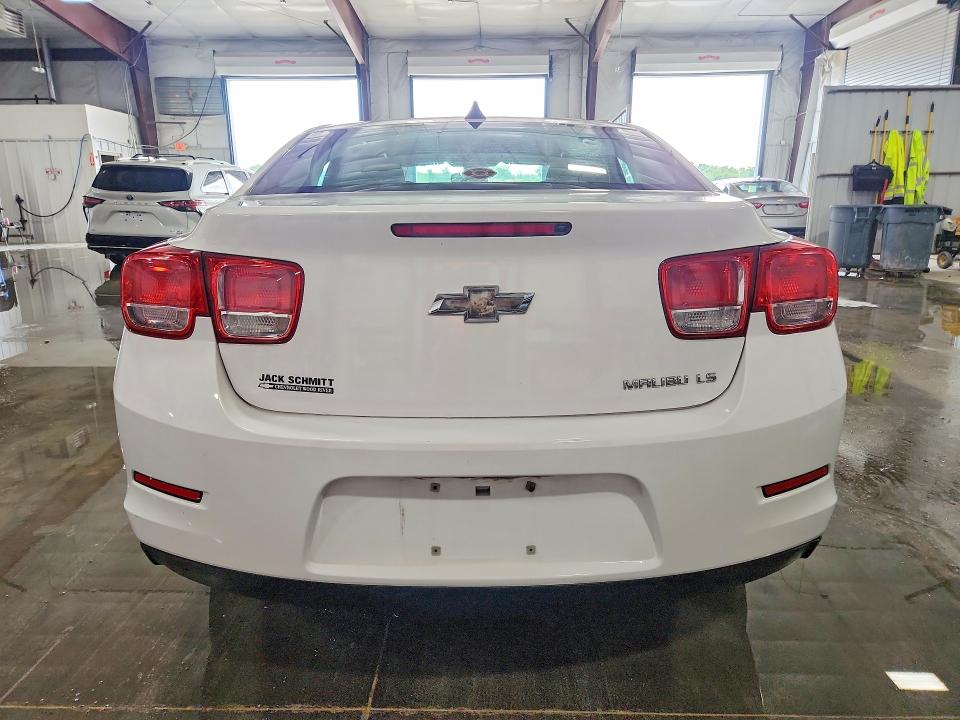 Photo 6 from auction – 2014 CHEVROLET MALIBU with VIN 1G11B5SL8EF142208
