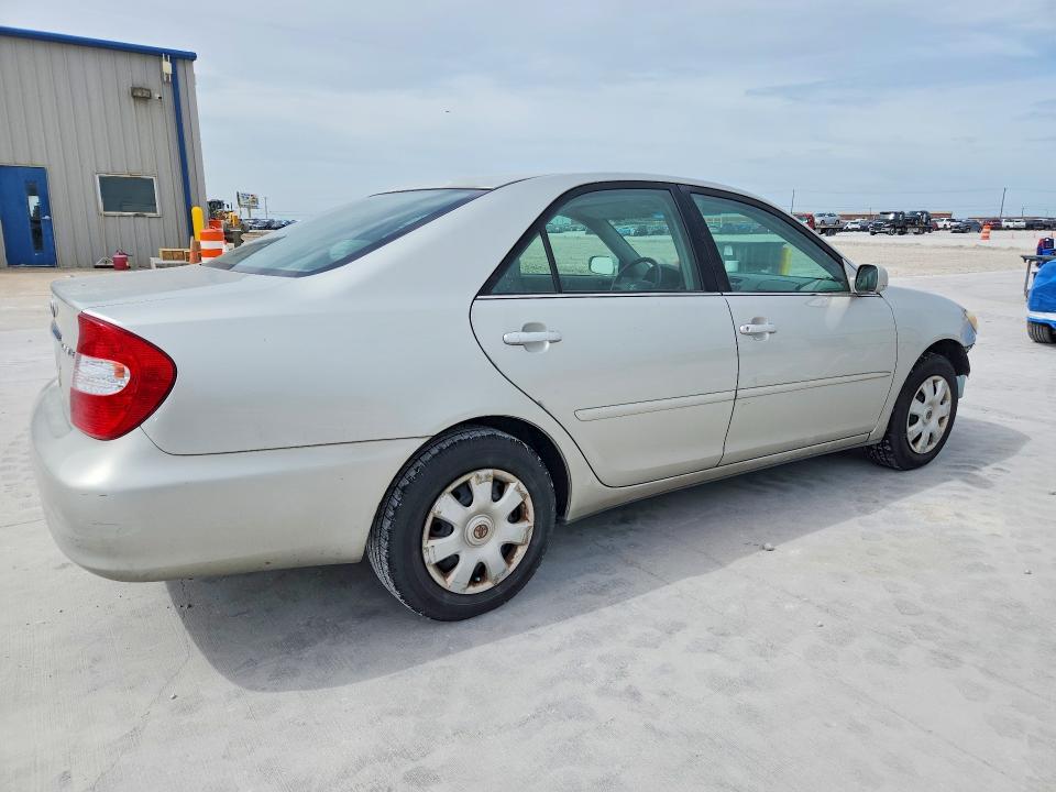 Photo 3 from auction – 2004 TOYOTA CAMRY with VIN 4T1BE32K64U916539