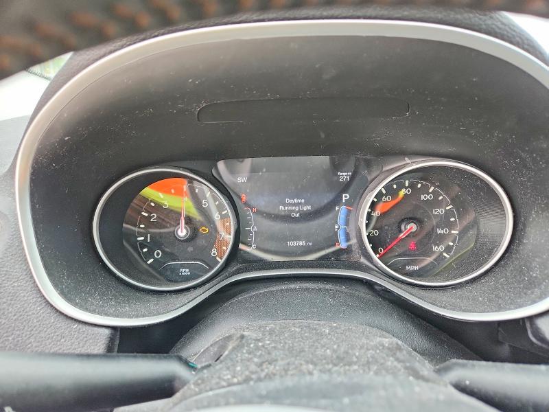 Photo 9 from auction – 2018 JEEP COMPASS with VIN 3C4NJDBB6JT349886