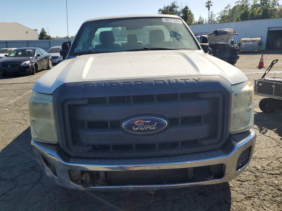 Фото 5 с аукциона – 2013 FORD F250 с VIN 1FTBF2A62DEB52747
