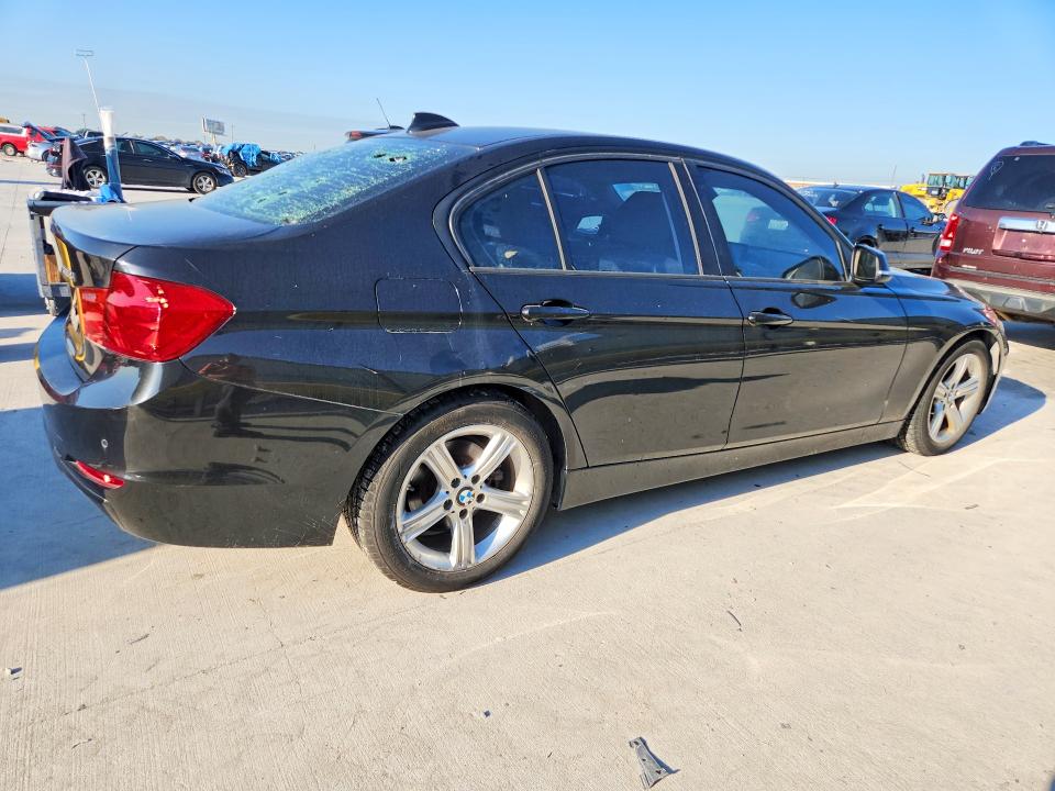 Photo 3 from auction – 2014 BMW 328 with VIN WBA3C1C54EK109071