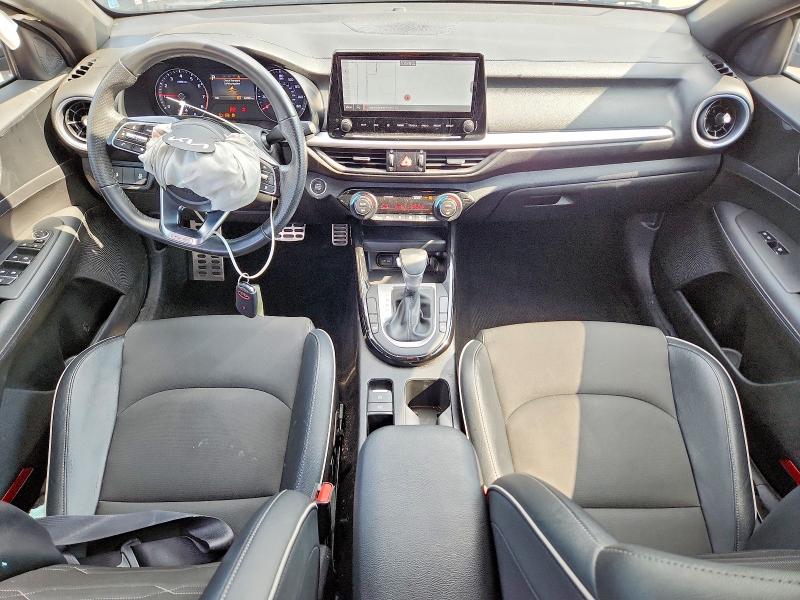 Foto 8 de la subasta – 2023 KIA FORTE con VIN 3KPF54AD3PE679512