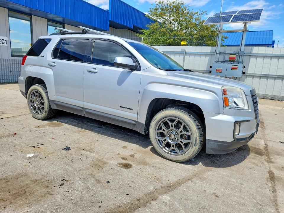 Photo 4 from auction – 2017 GMC TERRAIN with VIN 2GKFLTE33H6153310