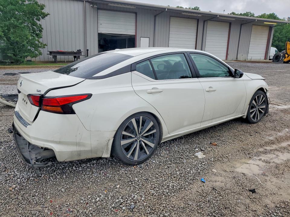 Photo 3 from auction – 2022 NISSAN ALTIMA with VIN 1N4BL4CV9NN357482