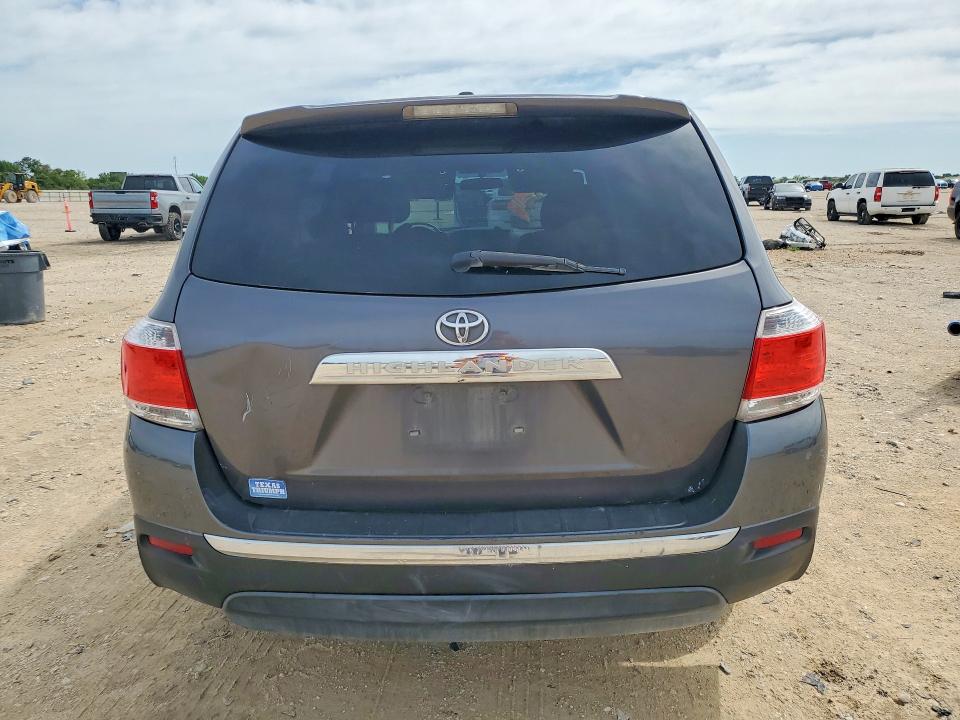Photo 6 from auction – 2012 TOYOTA HIGHLANDER with VIN 5TDZK3EH5CS073626