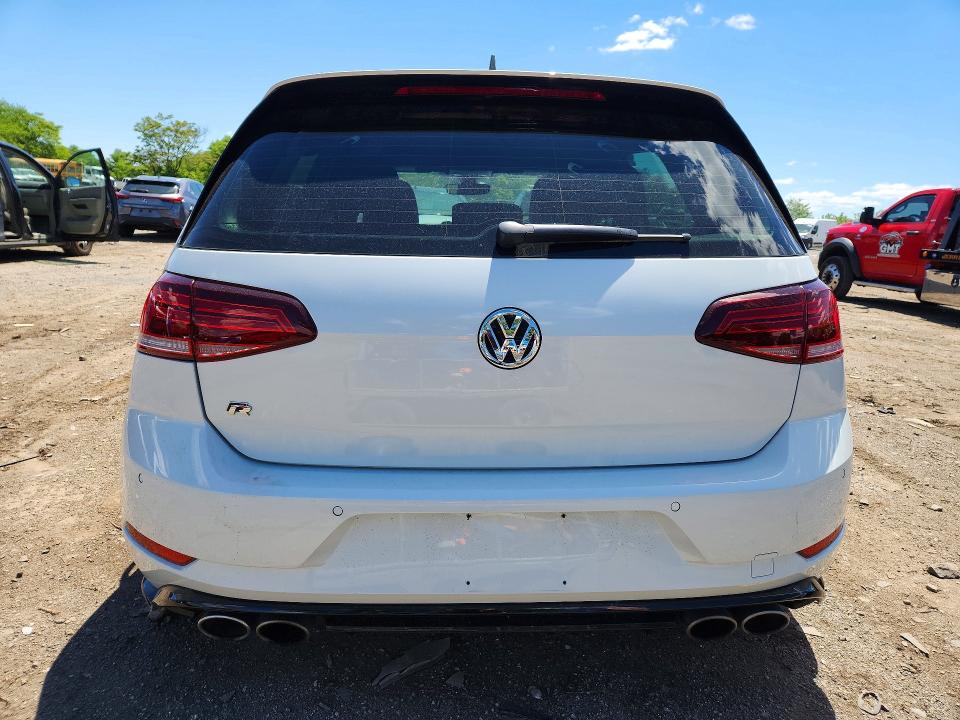 Photo 6 from auction – 2019 VOLKSWAGEN GOLF R with VIN WVWVA7AU4KW208377