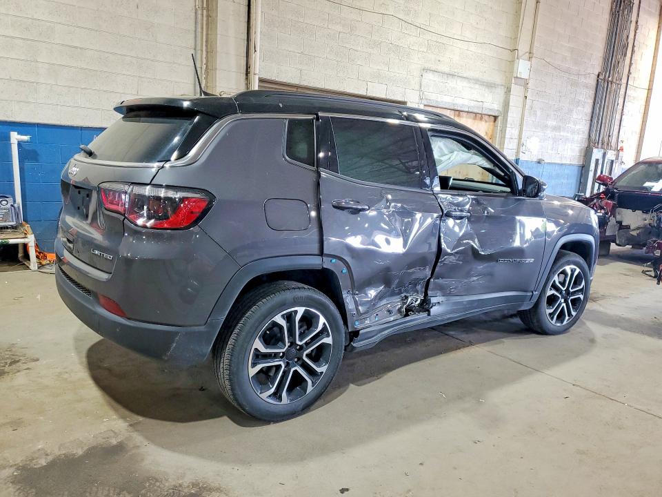 Photo 3 from auction – 2024 JEEP COMPASS with VIN 3C4NJDCN9RT120493